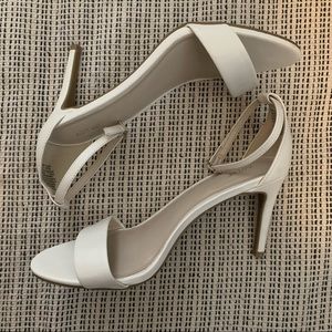 APT. 9 White Heels -Used